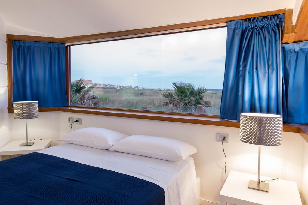 Lalena'S Garden Hotell Portopalo Di Capo Passero Exteriör bild