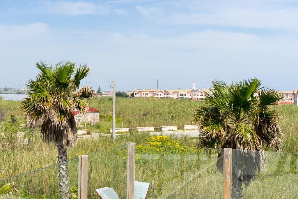 Lalena'S Garden Hotell Portopalo Di Capo Passero Exteriör bild