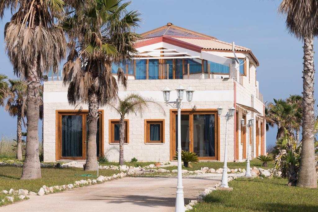Lalena'S Garden Hotell Portopalo Di Capo Passero Exteriör bild