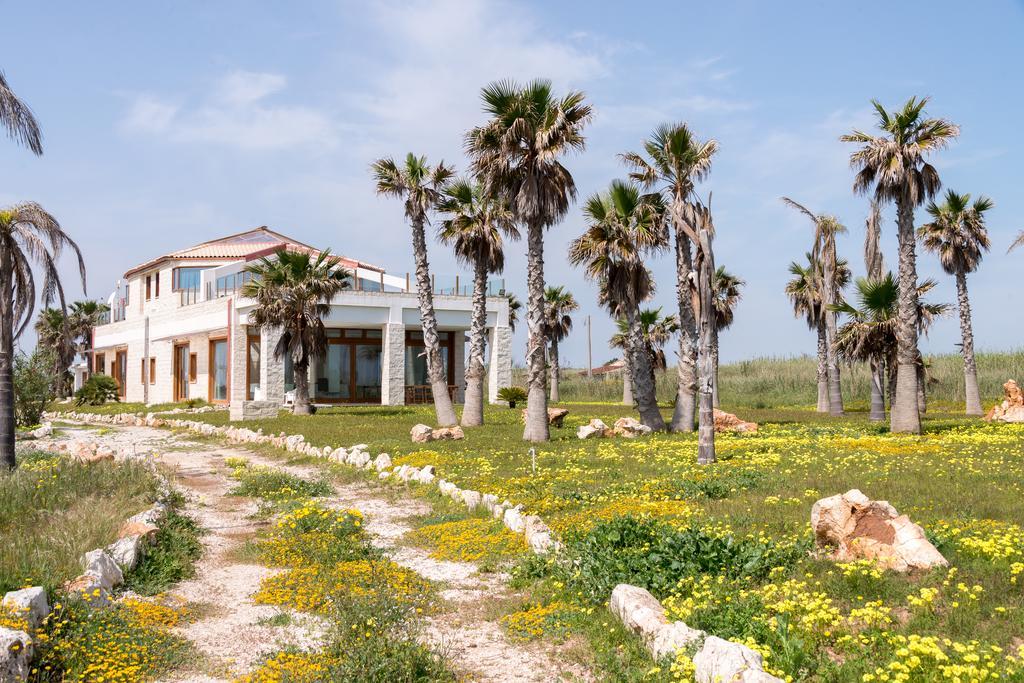 Lalena'S Garden Hotell Portopalo Di Capo Passero Exteriör bild